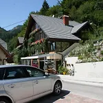 Apartament House Jager